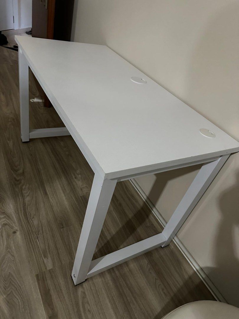 Study Table (Category: Tables & Sets) located in Singapore. Submitted by kyank (Listing ID 1271134800, Image 1). Description: Size 120cm (L)x74cm (H)x 60cm (W) Have multiple.