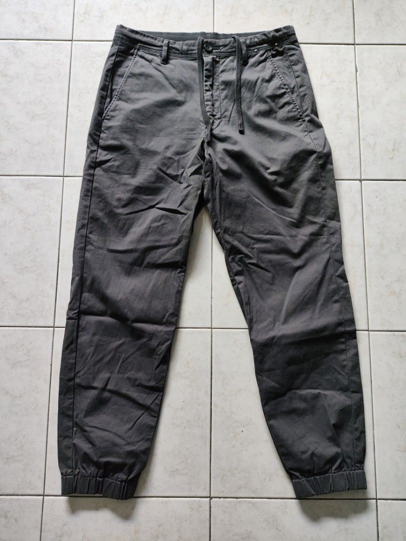 Uniqlo ezy jogger online
