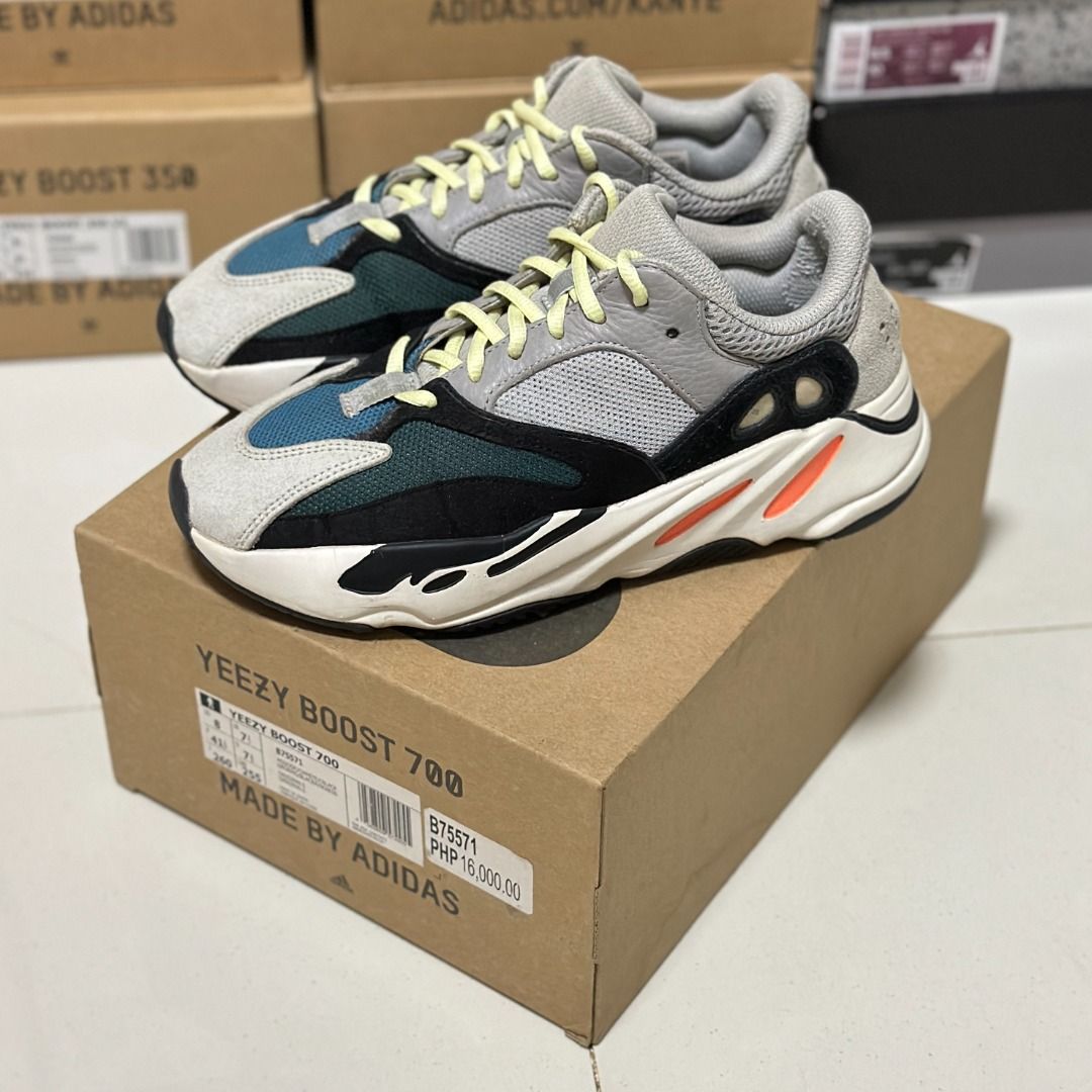 US8 YEEZY 700 WAVERUNNER 2018
