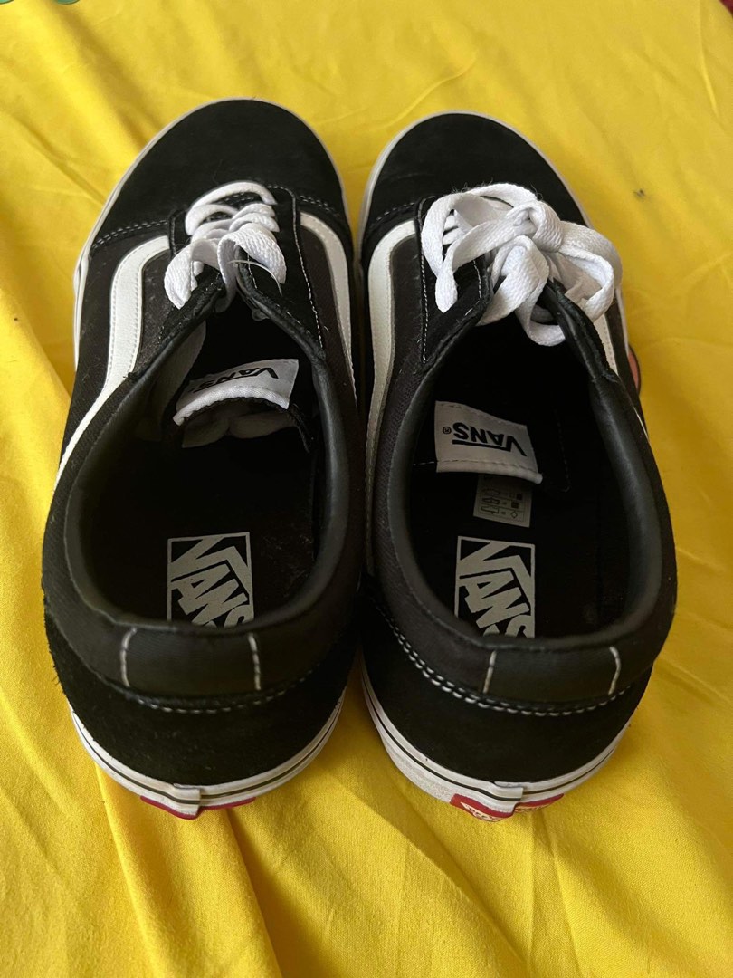 Vans old hotsell skool size 11