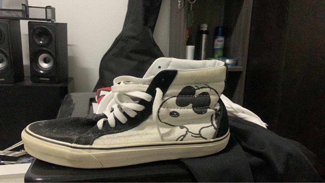 Snoopy vans high store tops