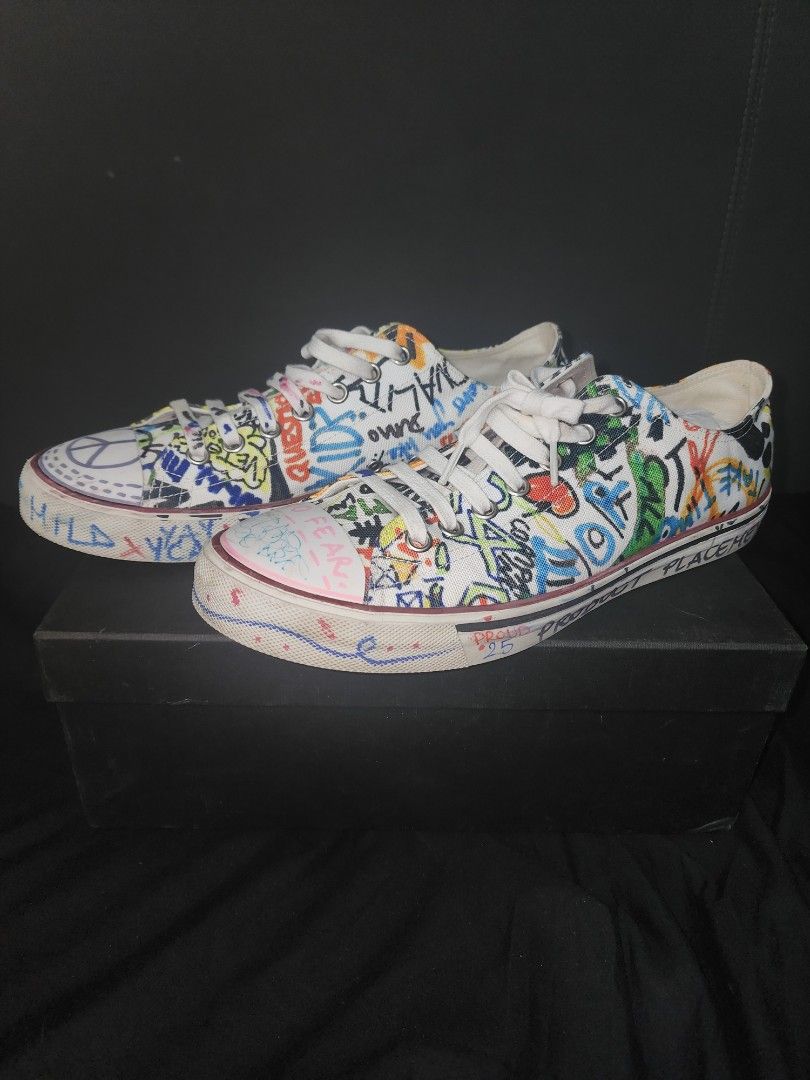 Vetements Graffiti White Sneaker