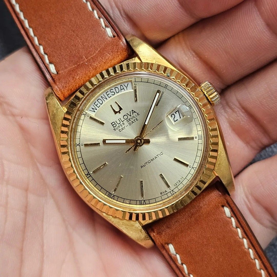 Vintage Bulova Super Seville Day Date Men s Fashion Watches