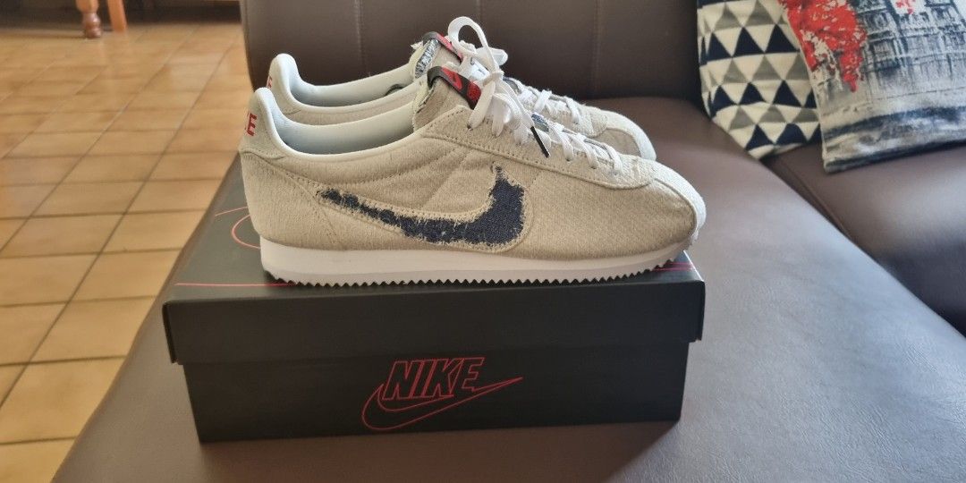 Stranger things cortez deals on feet