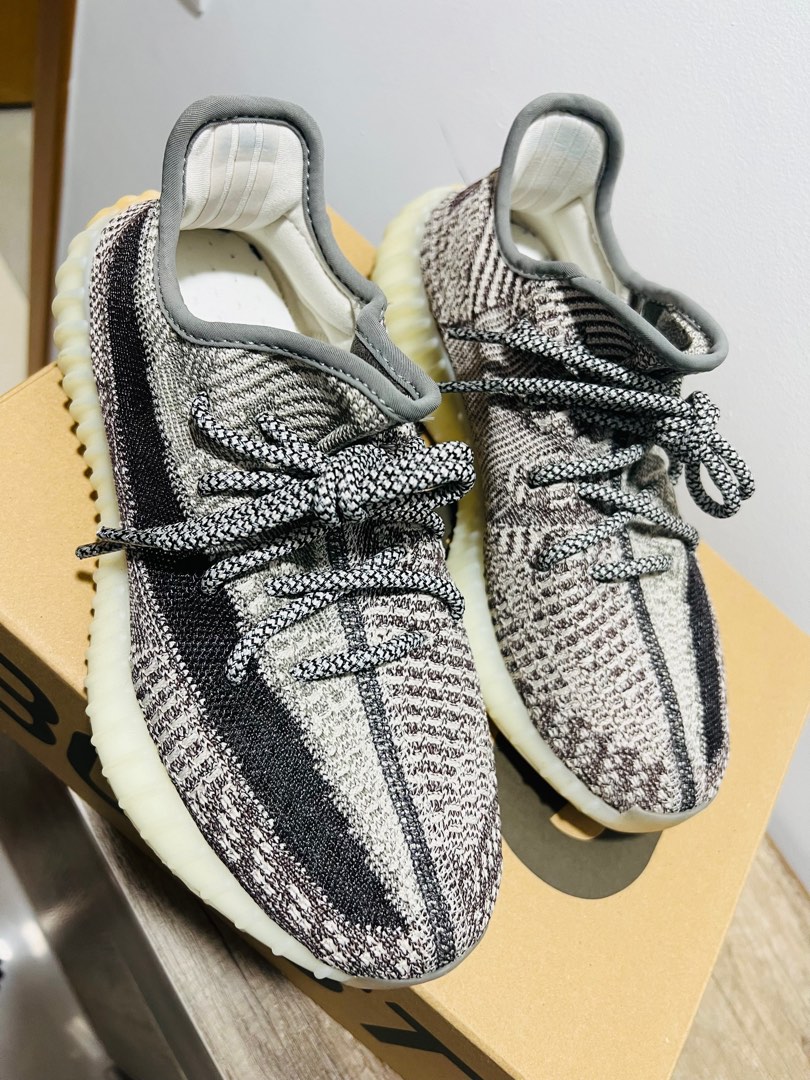 Yeezy zyon best sale uk