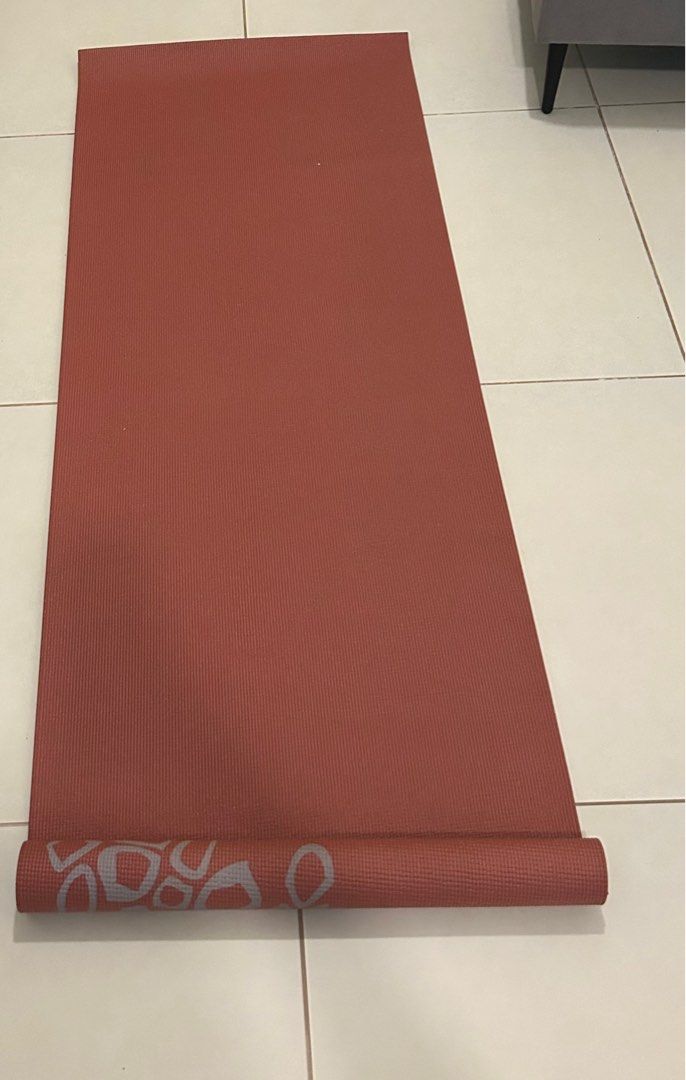 Yogarat Yoga Mat, Sports Equipment, Exercise & Fitness, Exercise Mats on  Carousell