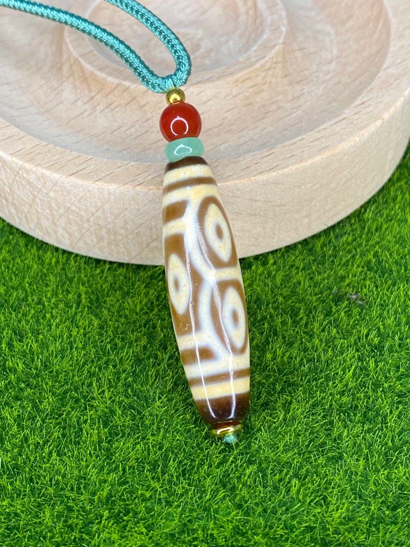 龍鱗鳳血龍六眼天珠西藏收回之天珠（結緣價）, 書籍、休閒與玩具