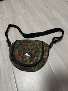 （分類：）位於 。 由 hung406 提交（商品編號 1271292104，圖片 1）。簡介： 。