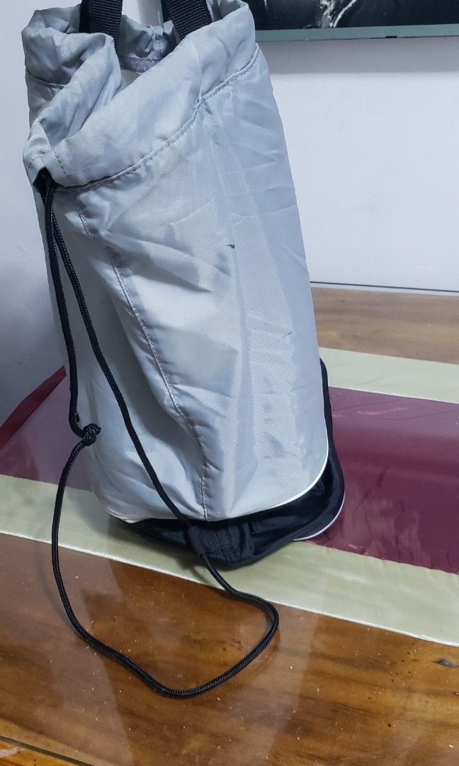 Addidas (Category: Backpacks) located in Manila. Submitted by mistej (Listing ID 1271329414, Image 3). Description: adidas string bag with shoe compartment made in japan.