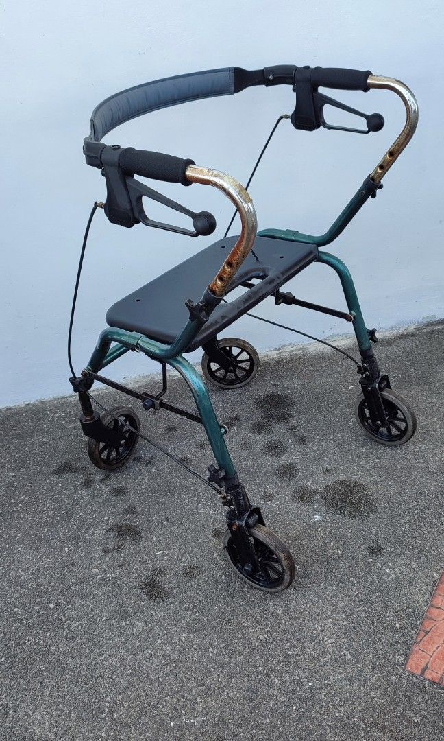 adult walker, Health & Nutrition, Assistive & Rehabilatory Aids, Adult ...