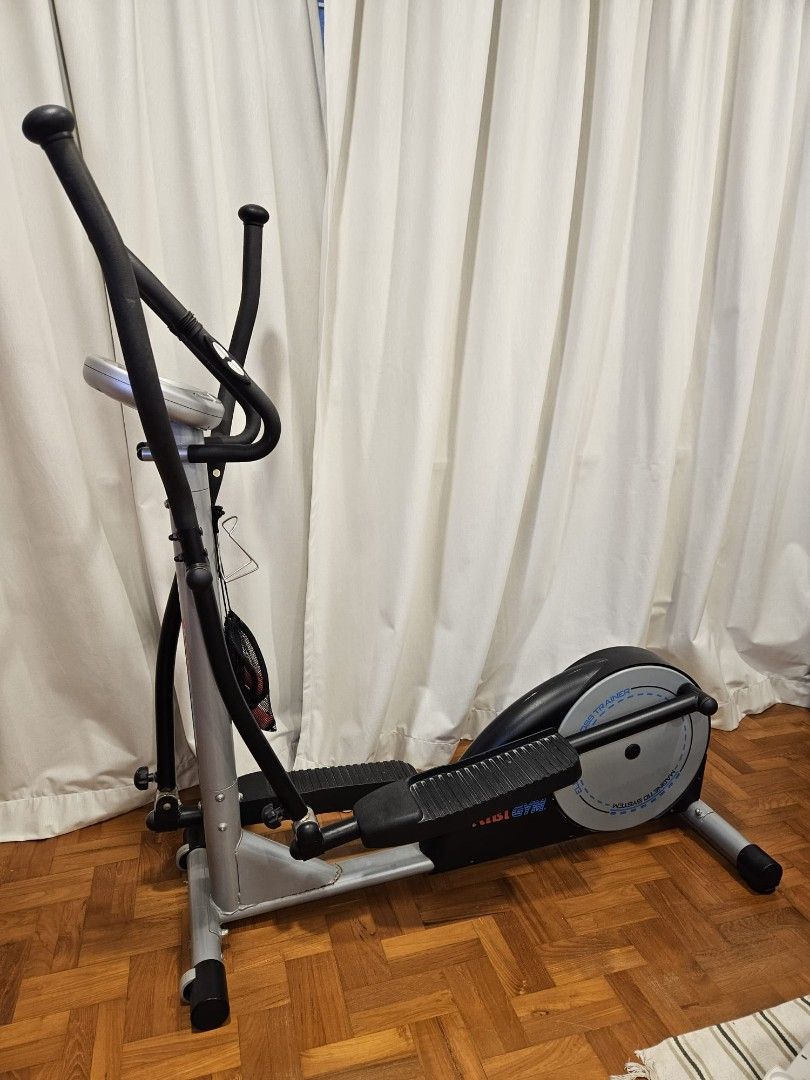 Reserved Aibi Elliptical Cross Trainer ST 950 Sports Equipment