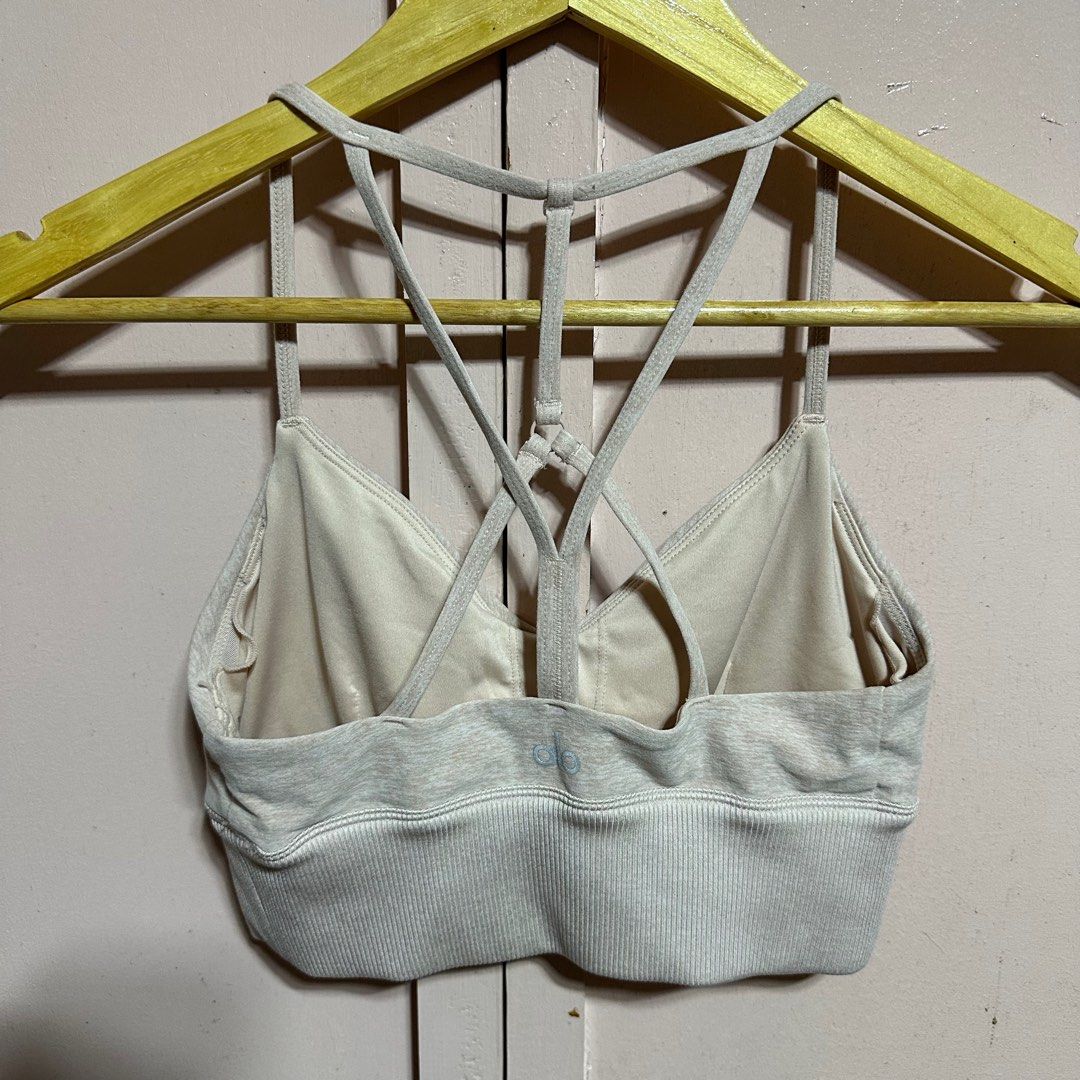 ALO YOGA ALOSOFT LAVISH BRA, Women's Fashion, Activewear on Carousell