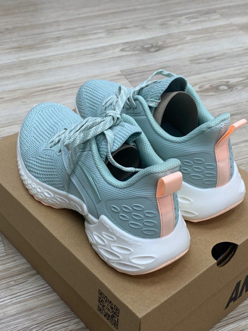Anta women's running shoes store