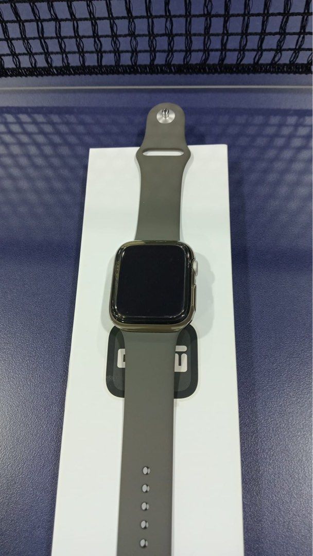 Apple Watch SE GPS Cellular Aluminum 44mm 2nd Gen Starlight