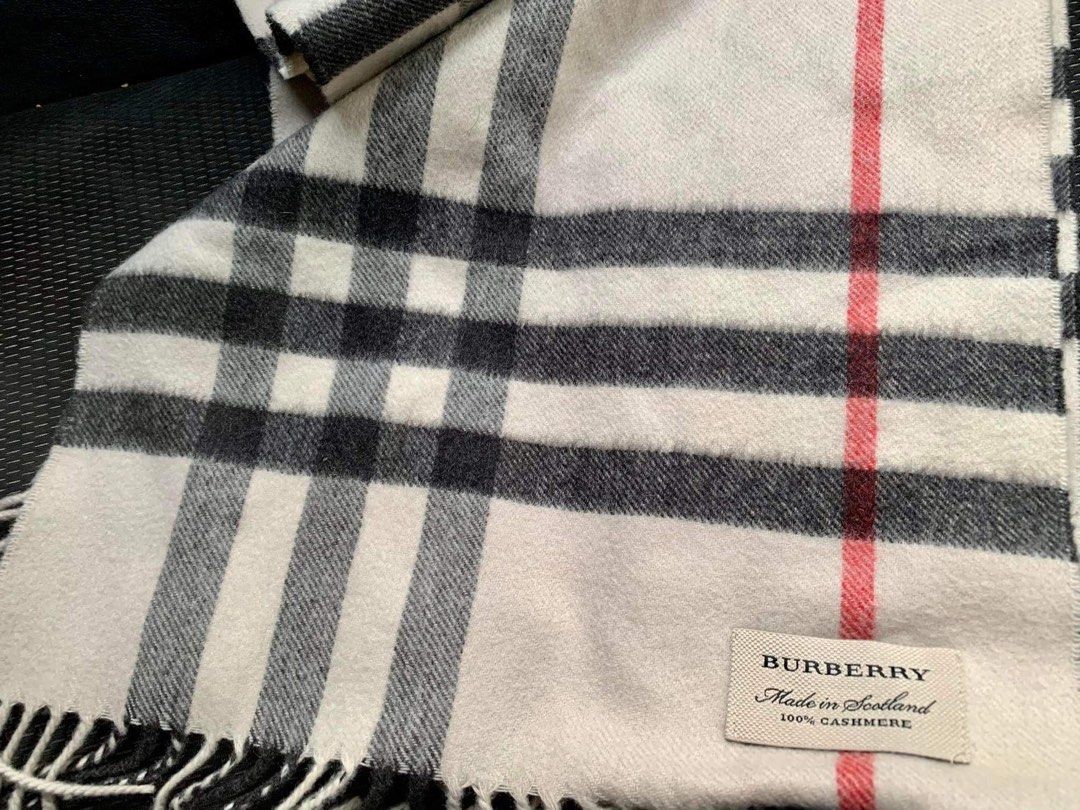 Burberry made in scotland 100 cashmere clearance