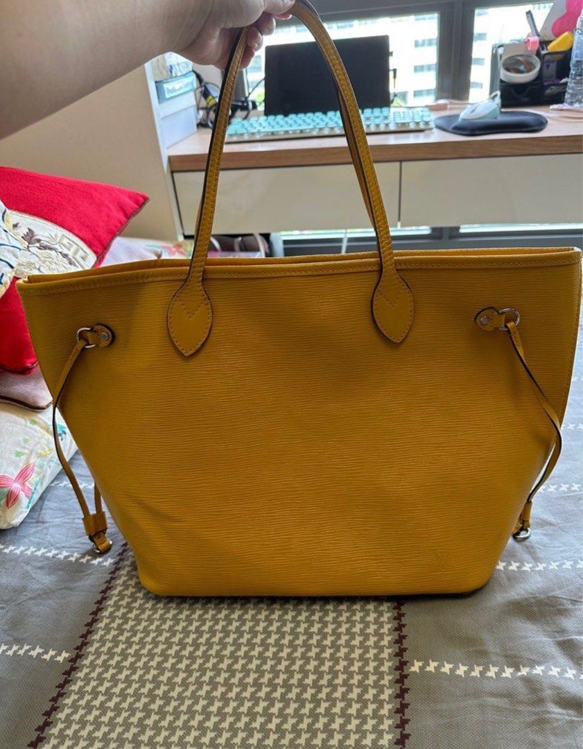 Authentic LV Neverfull MM Epi Mimosa Luxury Bags Wallets on