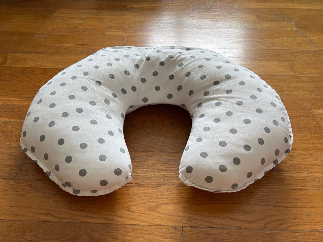 Baby bunting hot sale breastfeeding pillow