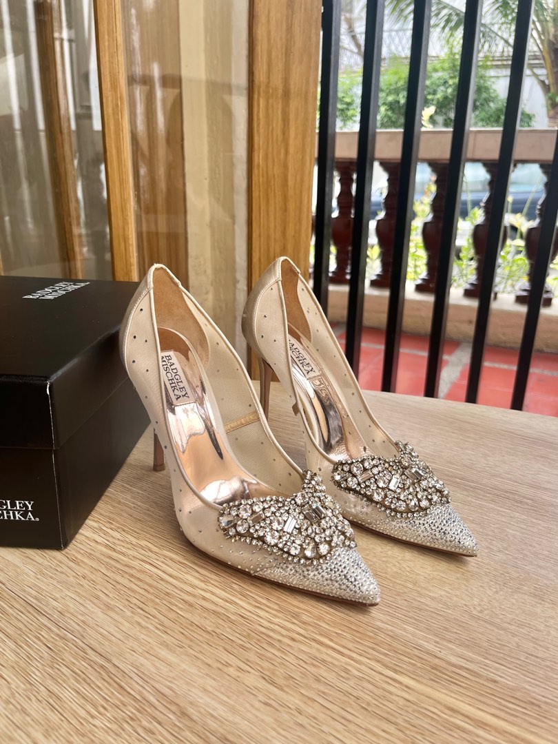 Badgley mischka bridal 2025 flats