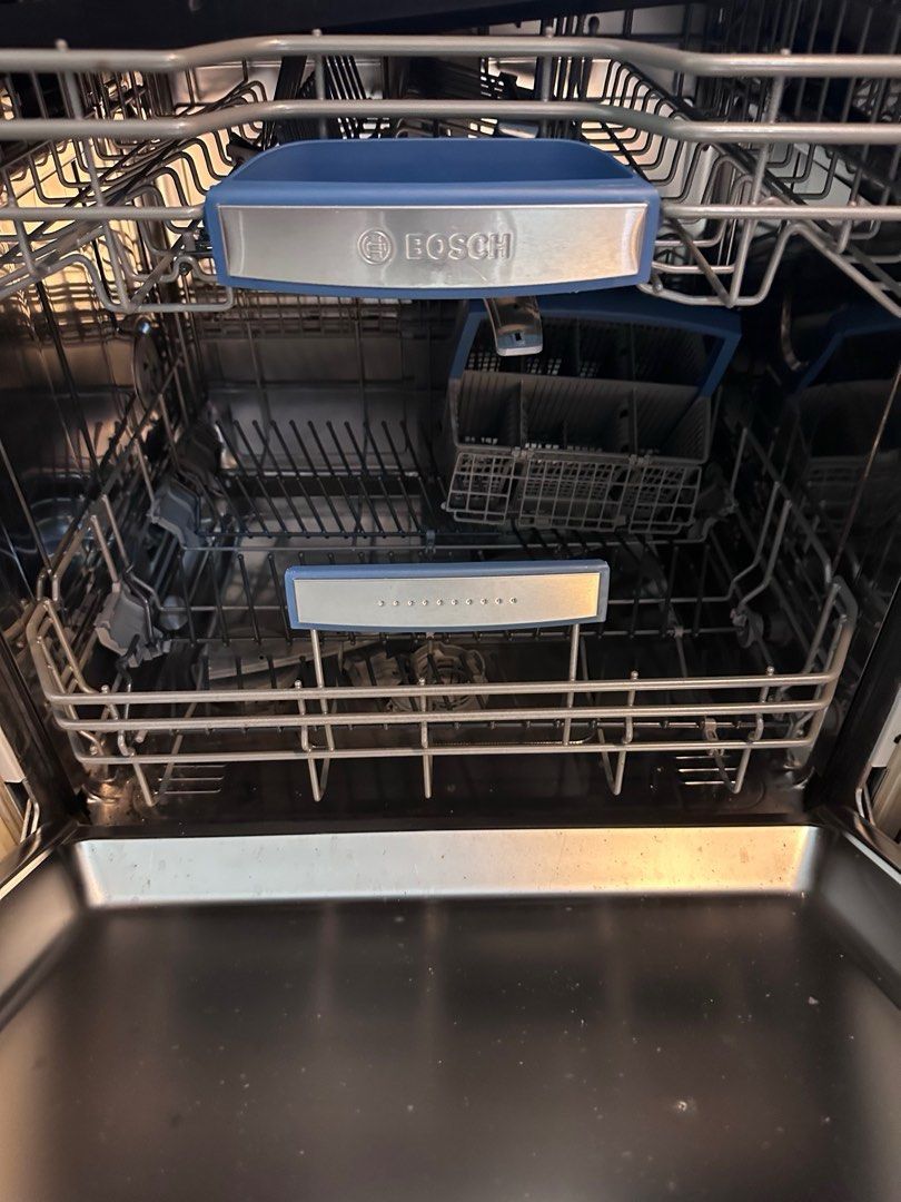 Bosch dishwasher super silent , TV & Home Appliances, Kitchen Appliances, Dishwasher on Carousell
