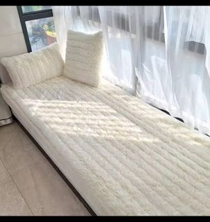 (Category: ) located in . Submitted by happy_days_ (Listing ID 1271288379, Image 1). Description: .