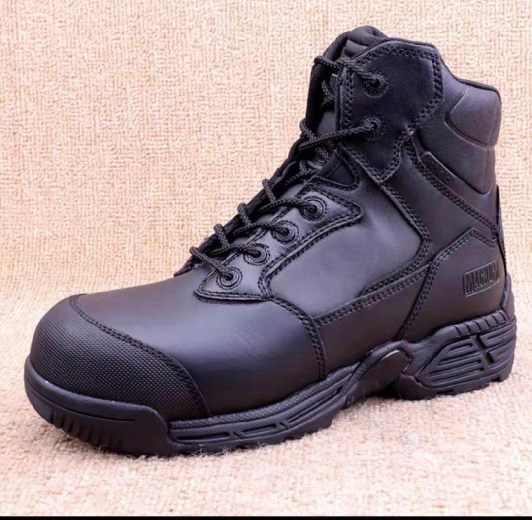 Lightweight magnum boots top