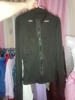 (Category: ) located in . Submitted by mikayscollection (Listing ID 1271323787, Image 1). Description: .