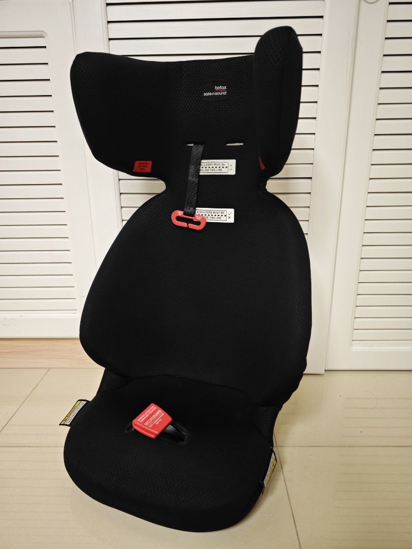 Britax Safe n Sound Tourer car seat