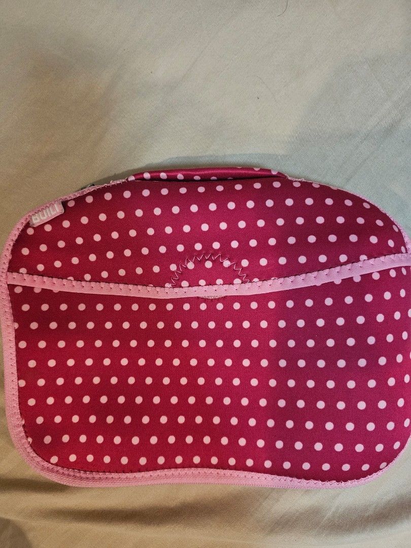 Built NY Changing Pad (Category: Changing Mats & Accessories) located in Malabon City. Submitted by emmashappymommy (Listing ID 1271322852, Image 1). Description: Built NY Buddy Baby Changing Pad Condition: Used in good condition. Flaws: Zipper pull not intact anymore MOP: Gcash Pick up point: Potrero Malabon.