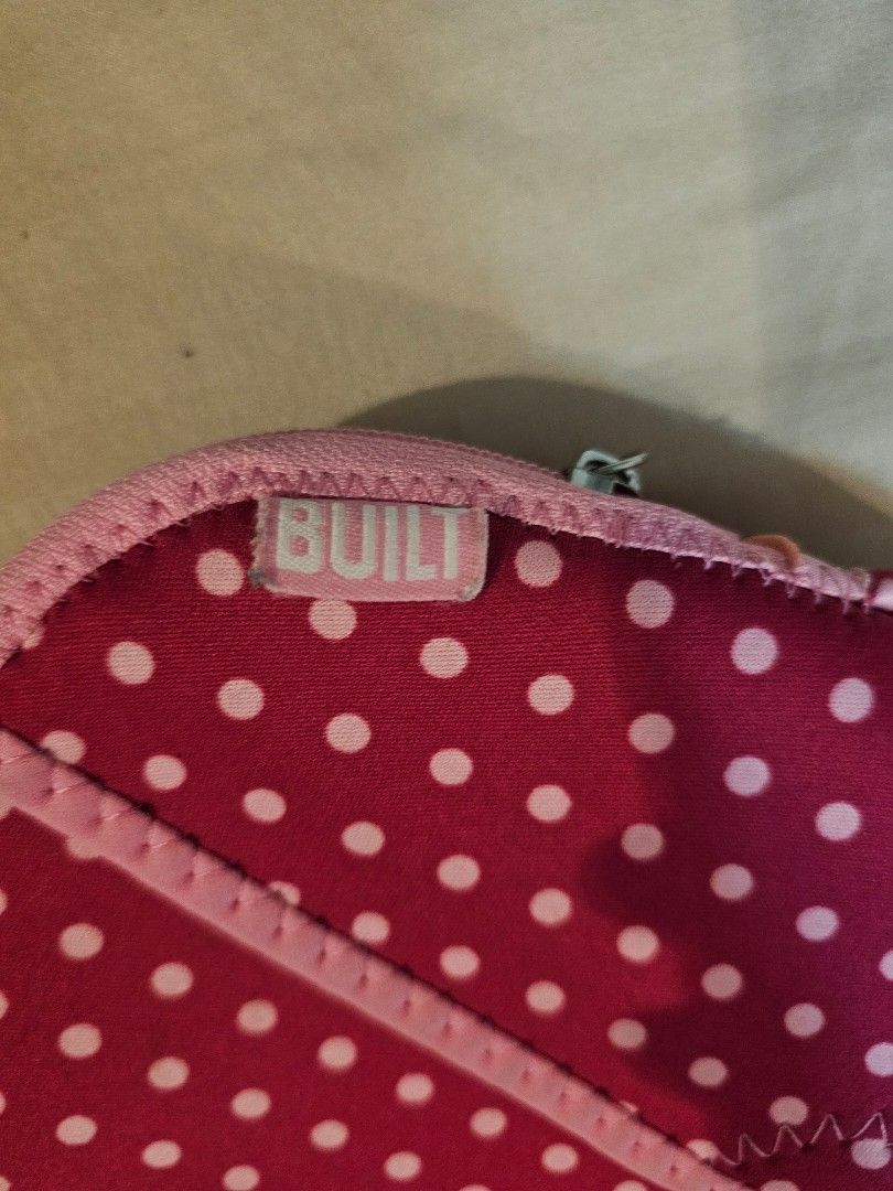 Built NY Changing Pad (Category: Changing Mats & Accessories) located in Malabon City. Submitted by emmashappymommy (Listing ID 1271322852, Image 2). Description: Built NY Buddy Baby Changing Pad Condition: Used in good condition. Flaws: Zipper pull not intact anymore MOP: Gcash Pick up point: Potrero Malabon.