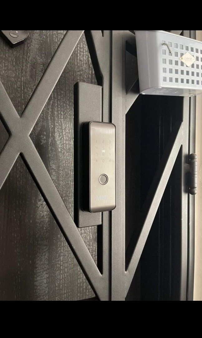 Cheapest facial digital door lock in town !!! BTO /Hdb/condo, Furniture