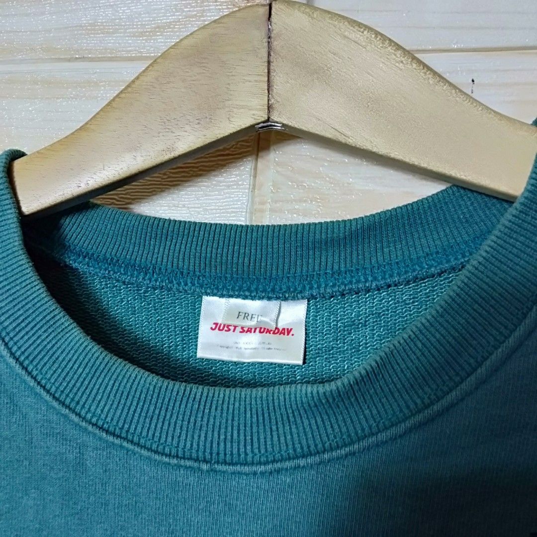 Just saturday crewneck deals