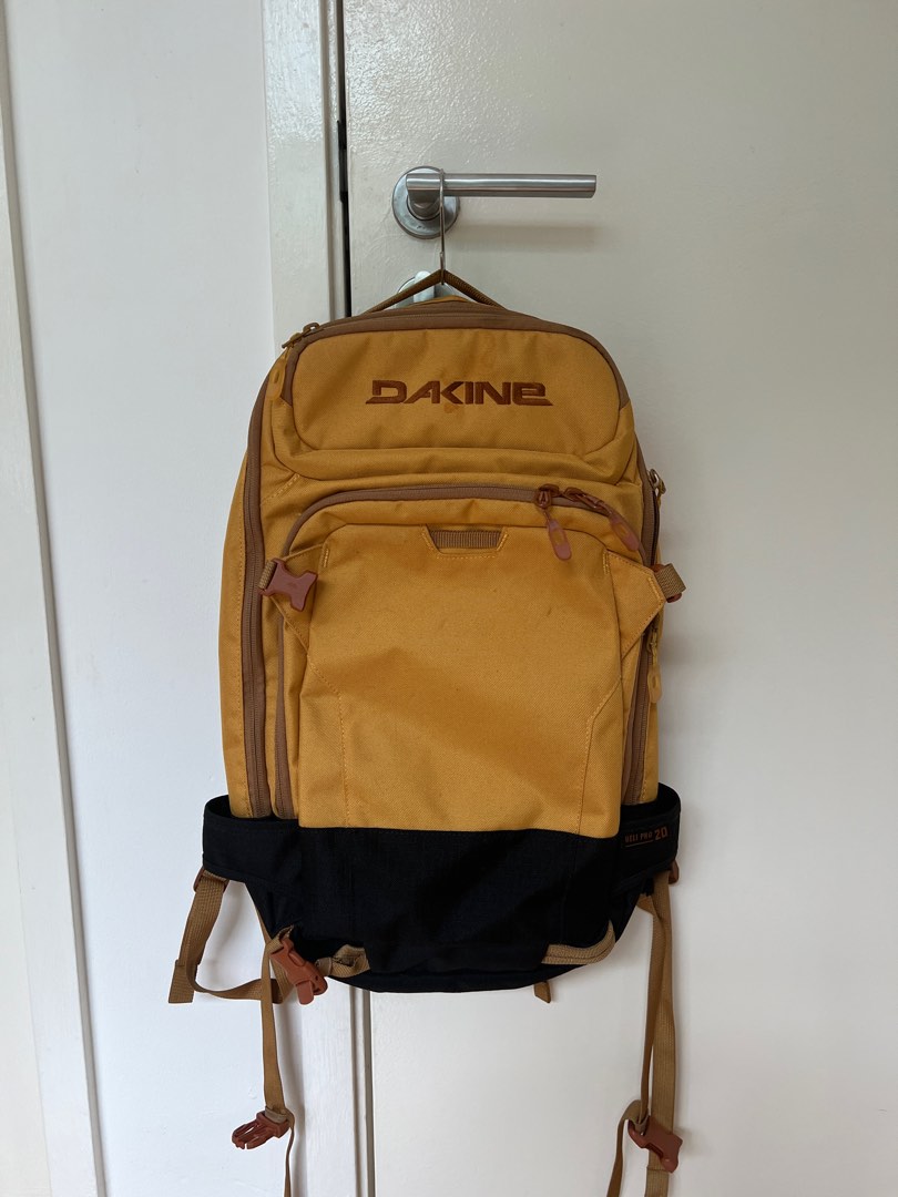 Dakine heli pro 20l mineral yellow hotsell