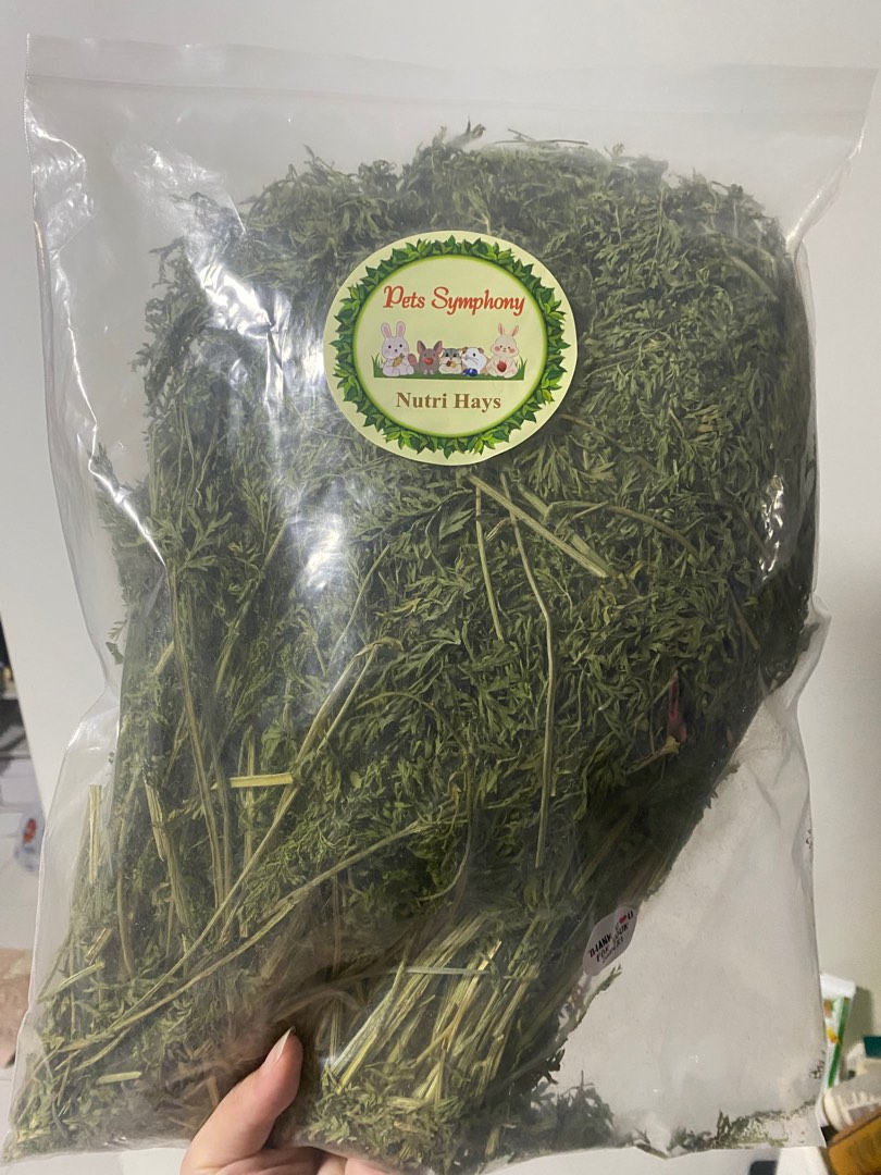 dehydrated carrot top rabbit / bunny treats / hay, Pet Supplies, Pet