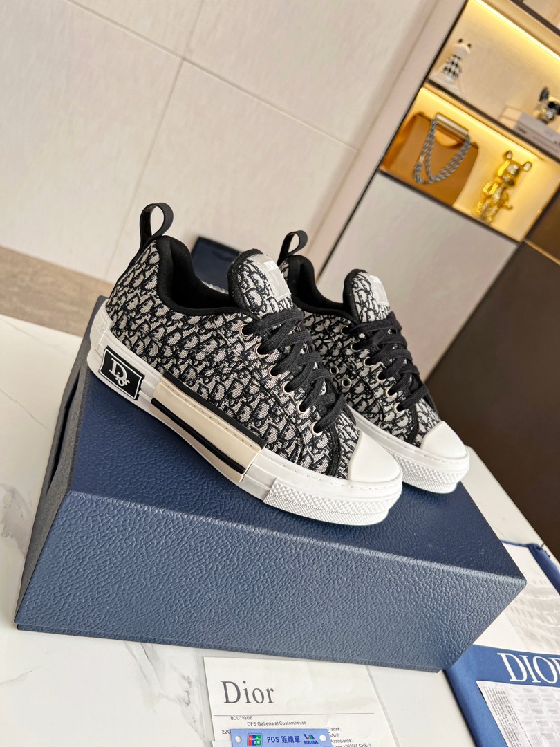 Dior Sneakers, Women's Fashion, Footwear, Sneakers on Carousell