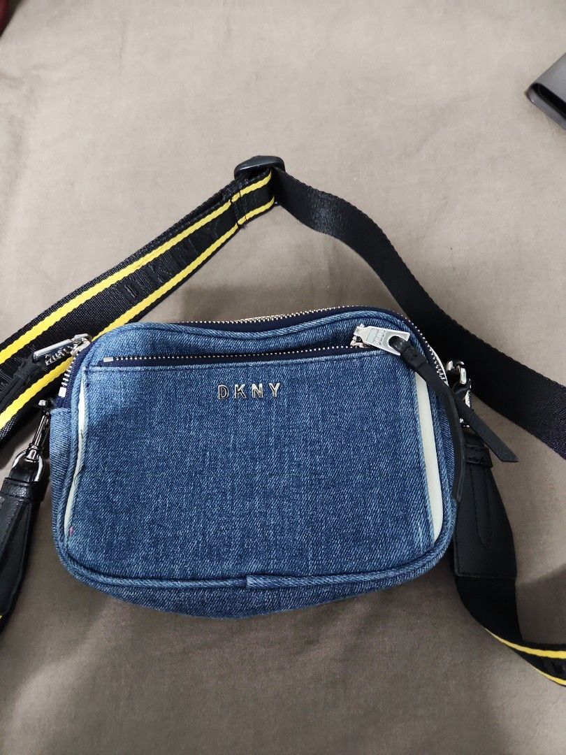 Dkny kayla camera bag deals