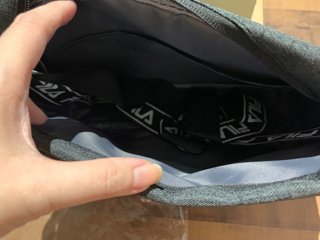 Fila men's shop shoulder bag