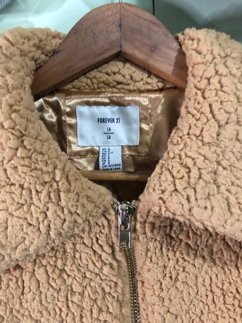 forever 21 sherpa jacket Women s Fashion Coats Jackets and Outerwear on Carousell