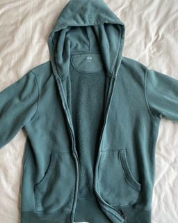 (Category: ) located in . Submitted by kngynnnn (Listing ID 1271331077, Image 1). Description: .