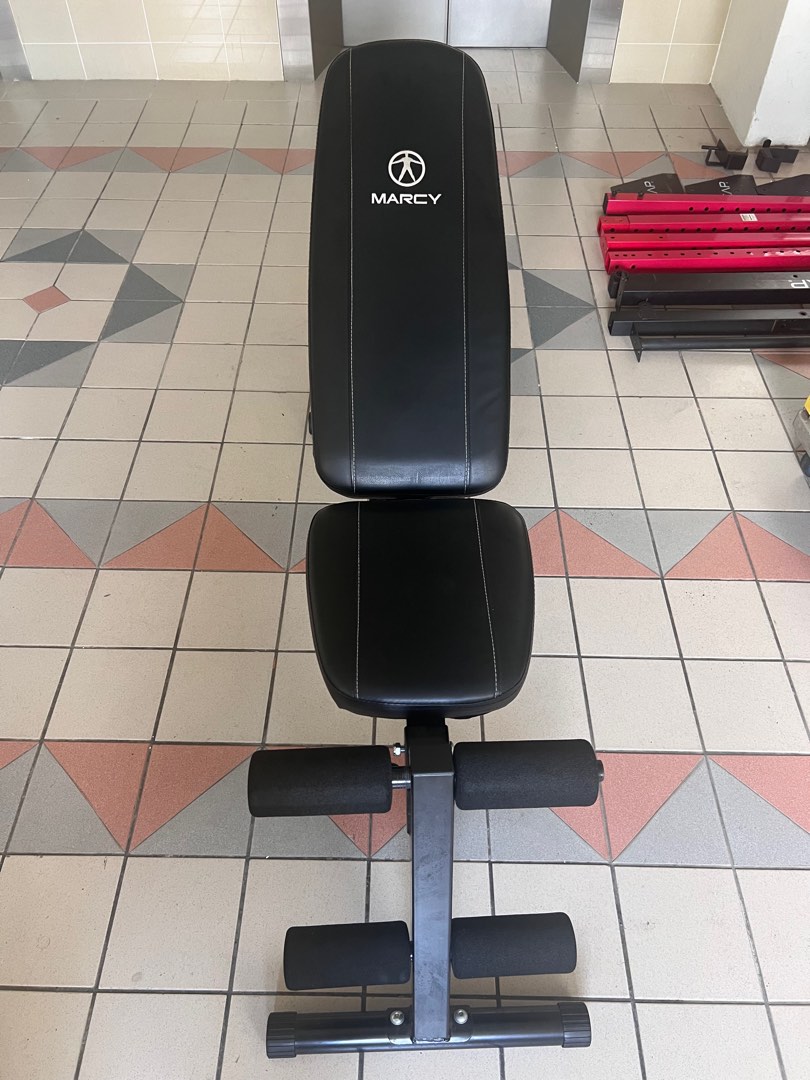 Gym/Workout Bench, Sports Equipment, Exercise & Fitness, Cardio