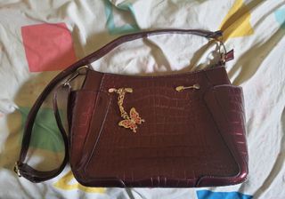 (Category: ) located in . Submitted by rizshaa (Listing ID 1271287949, Image 1). Description: .