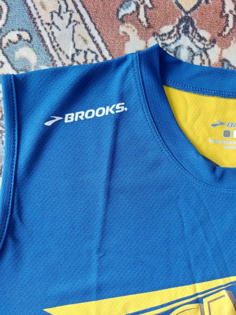 Brooks running discount vest 2016