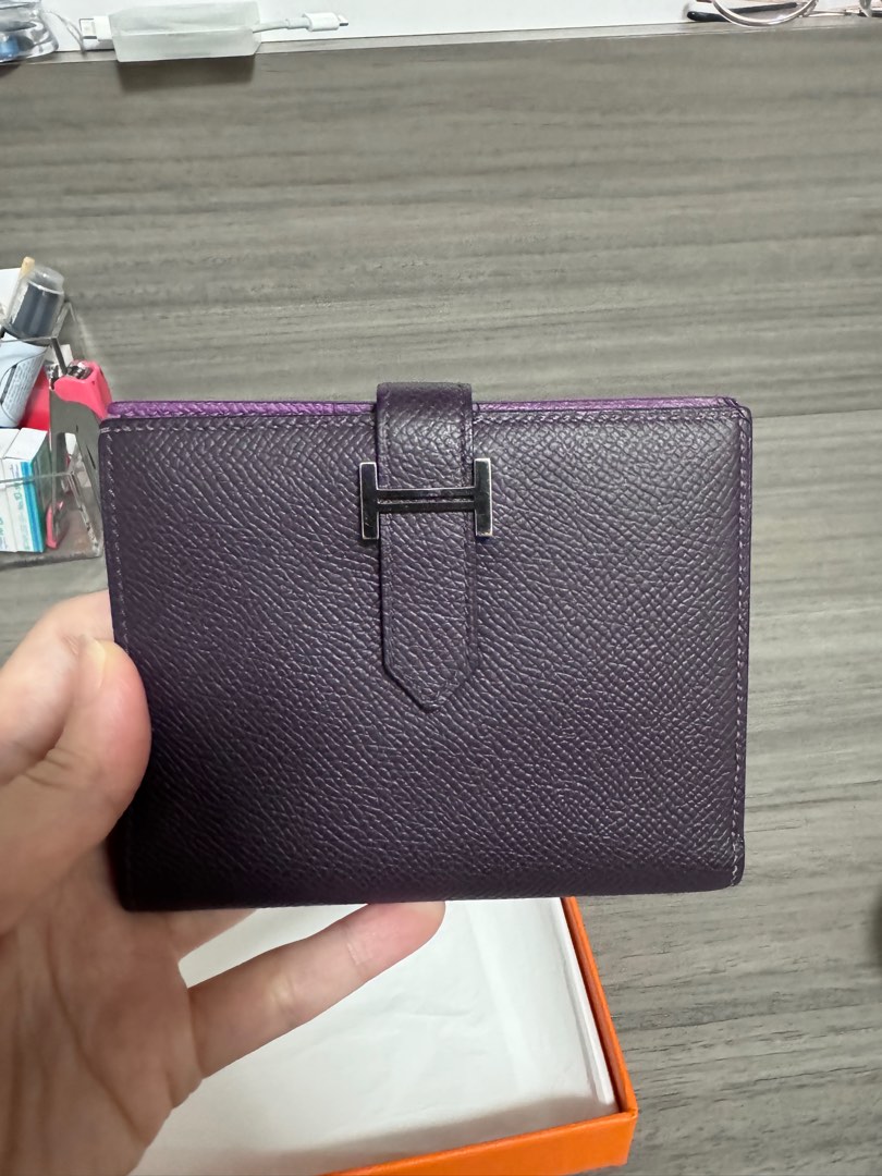 Hermes compact wallet, Women's Fashion, Bags & Wallets, Purses ...