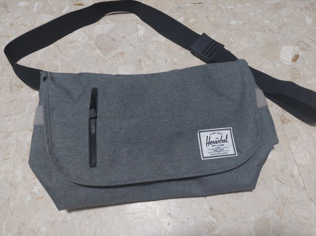 Odell messenger top herschel