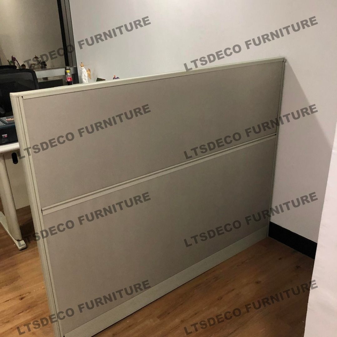 HIGH WALL PANEL OFFICE FURNITURE AND PARTITIONS, Furniture & Home