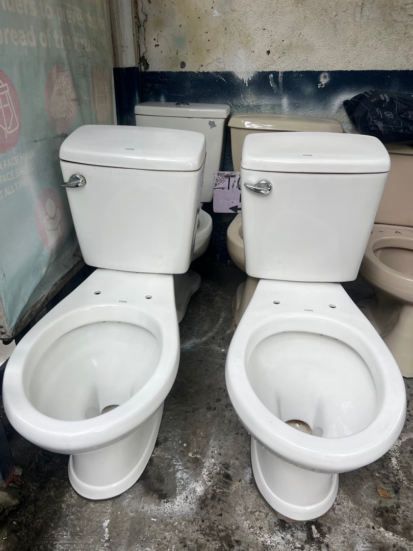 Hotel and Condo Pull Out 2nd Hand Toilet Bowl, Furniture & Home Living