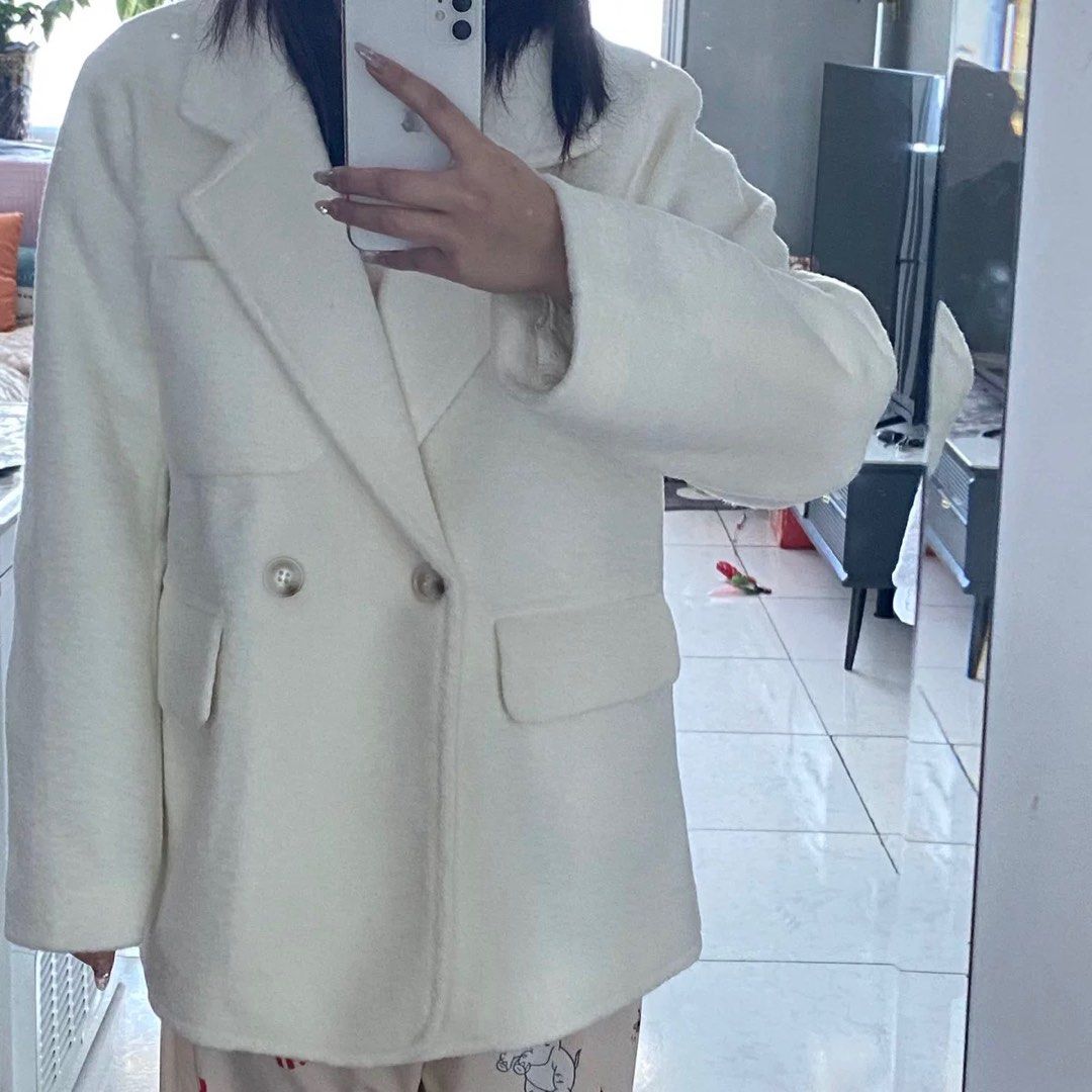 White short sale coat