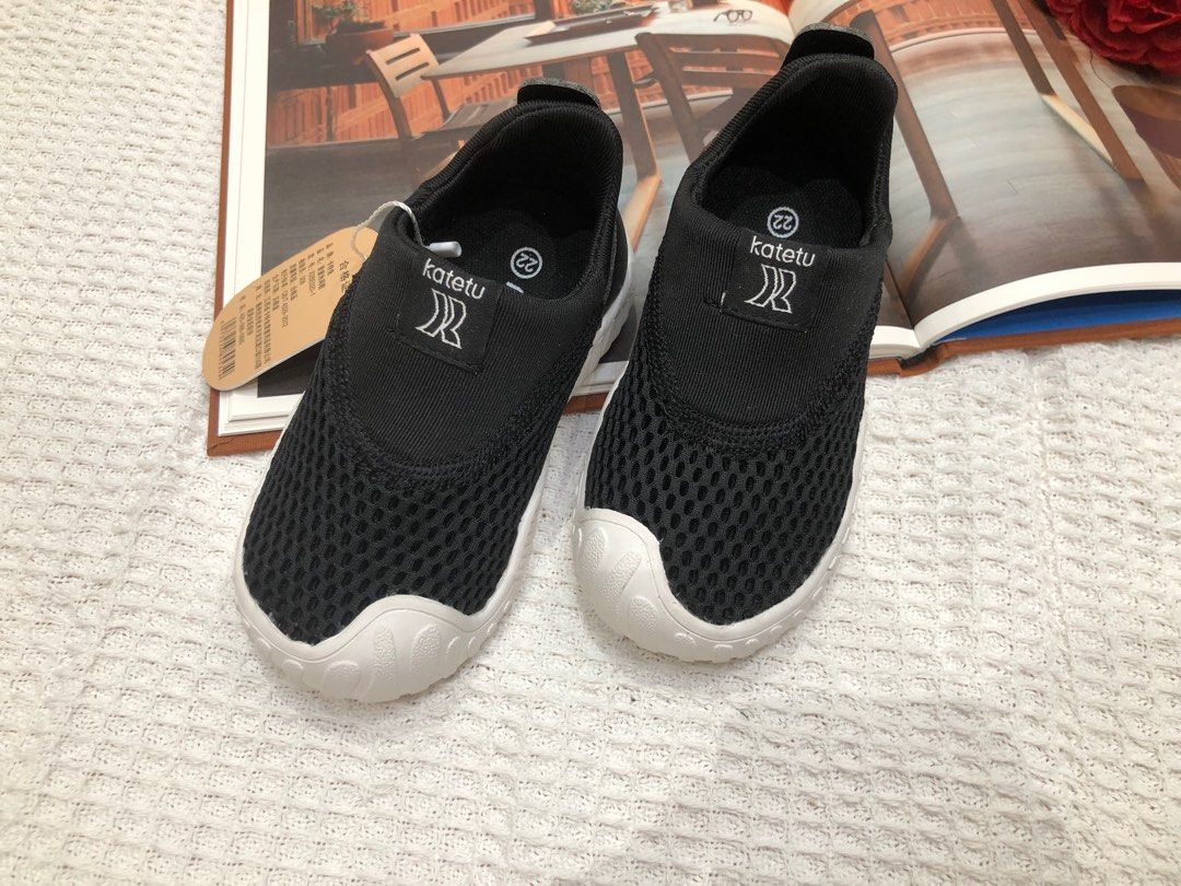 13.5 kids top shoes