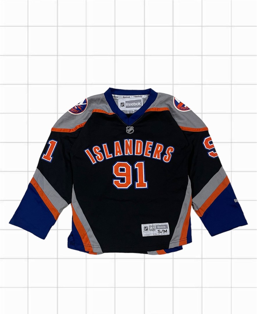 Islanders black top jersey schedule
