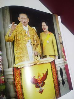 "King Bhumibol & Queen Sirikit"/Souvenir UNUSED Diary-Planner/Exclusive color Photos  of his viditors/2007