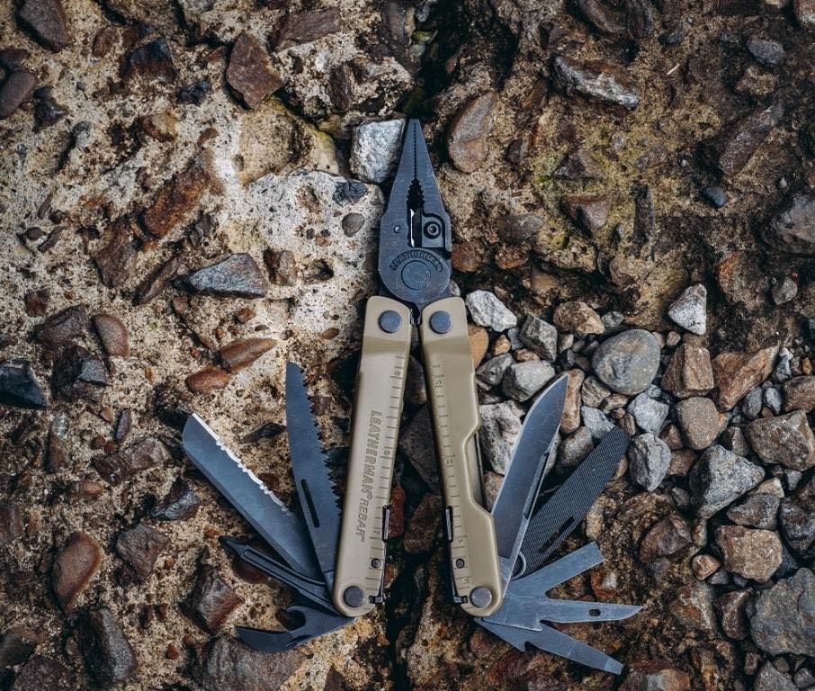 Leatherman Rebar 17 in 1 Multitool COYOTE TAN EDITION with